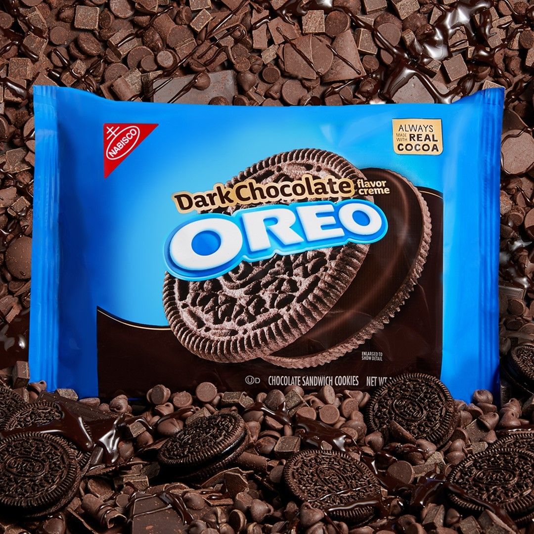Dark Chocolate Creme Chocolate Sandwich Cookies, Family Size Z3